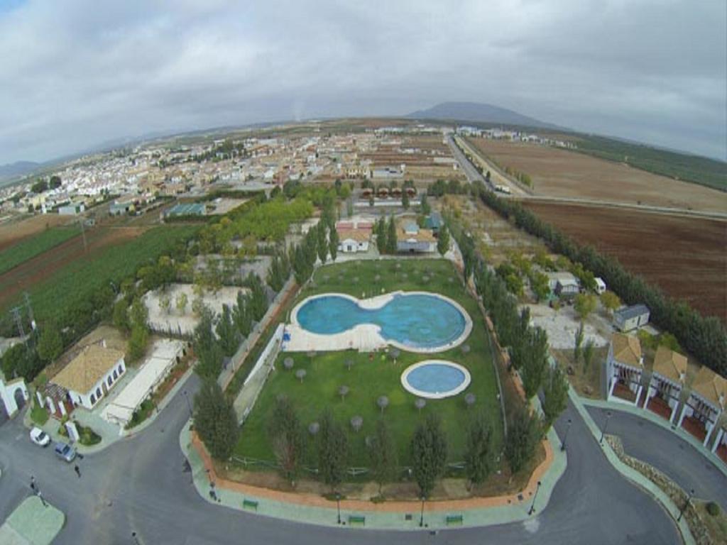 Camping La Sierrecilla Humilladero المظهر الخارجي الصورة